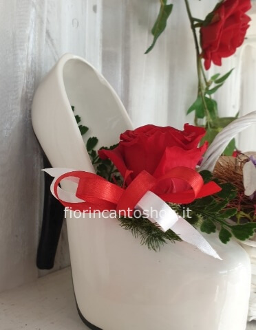 scarpa con rosa stabilizzata